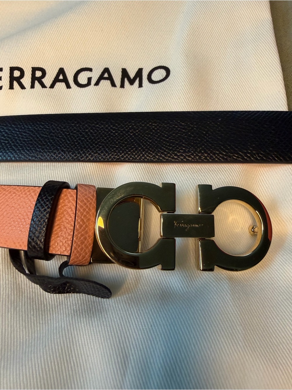 Salvatore Ferragamo Peach Leather Belt with Gold Double Gancini Buckle Size 90CM - Picture 2 of 3